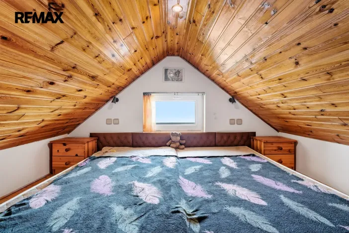 Prodej obchodního prostoru, Lomnice nad Popelkou, Komenského, 234 m2