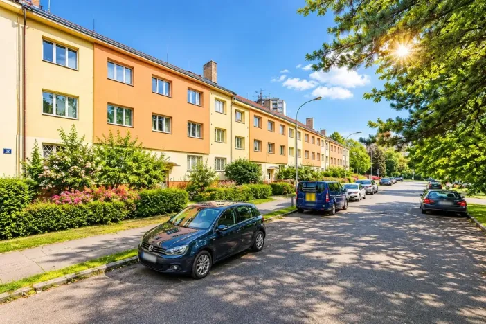 Pronájem bytu 1+1, Praha - Kobylisy, Davídkova, 45 m2