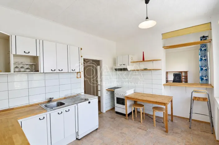 Pronájem bytu 2+1, Praha - Vršovice, Čeljabinská, 70 m2