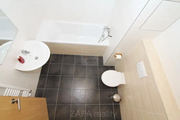 Pronájem bytu 2+kk, Praha - Čakovice, Bermanova, 48 m2
