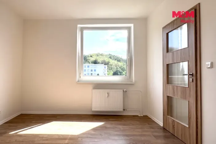 Pronájem bytu 4+1, Ústí nad Labem - Bukov, Vinařská, 83 m2