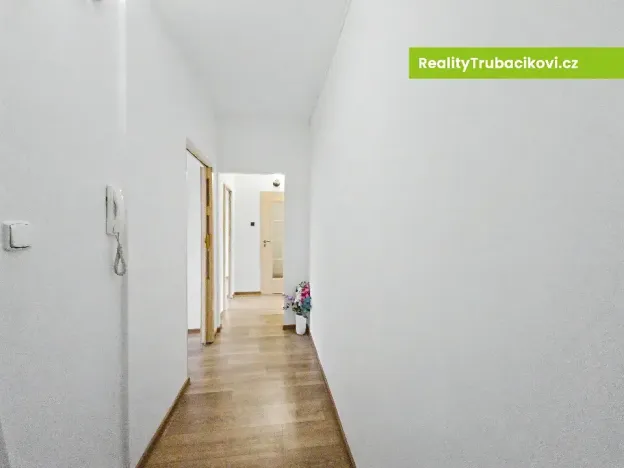 Pronájem bytu 2+1, Vsetín, Ohrada, 58 m2