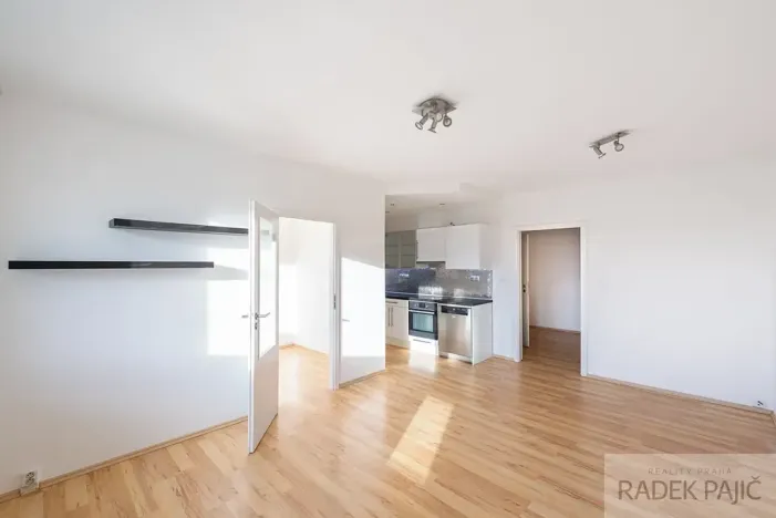 Prodej bytu 1+1, Praha - Háje, Kosmická, 48 m2