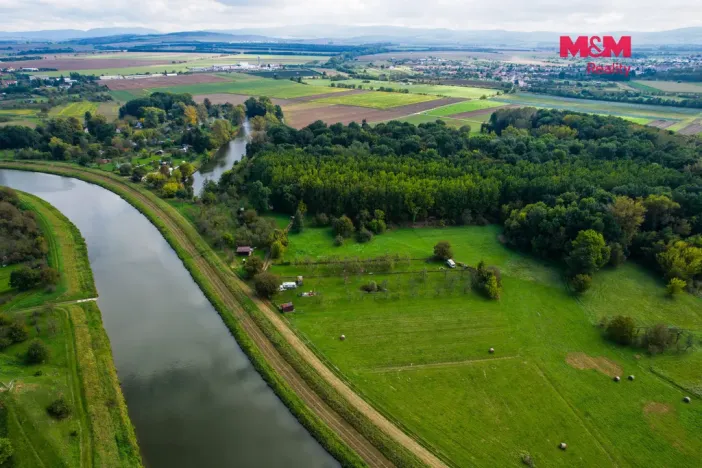 Prodej zahrady, Veselí nad Moravou - Milokošť, 1232 m2