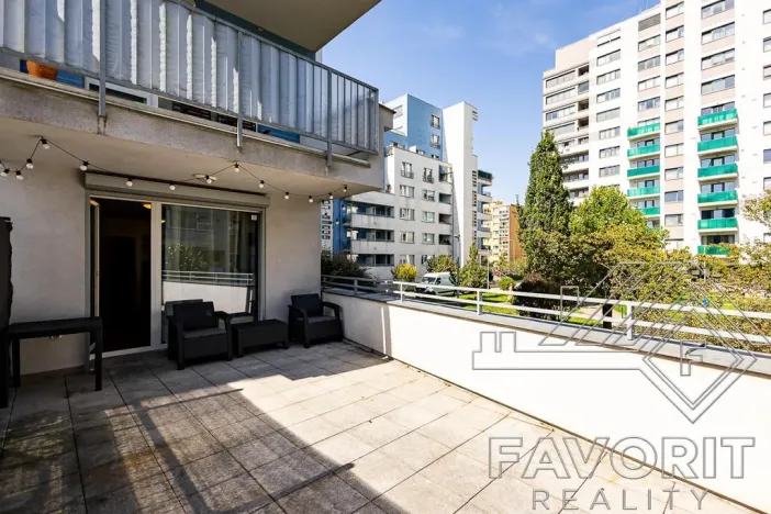 Pronájem bytu 2+kk, Praha - Letňany, Chlebovická, 56 m2