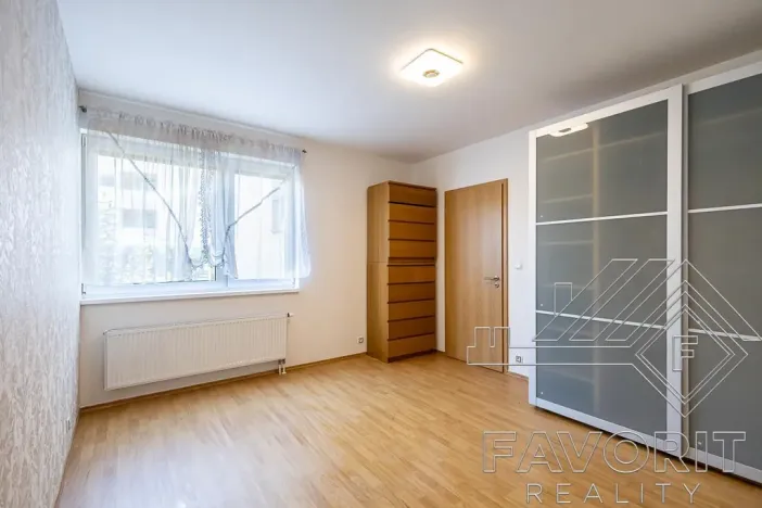 Pronájem bytu 2+kk, Praha - Letňany, Chlebovická, 56 m2