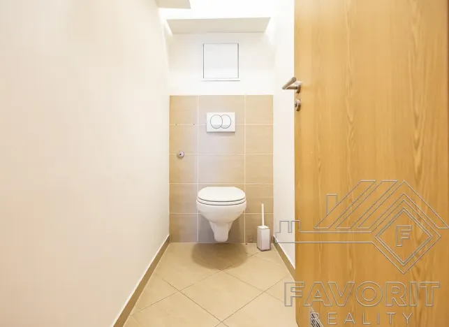Pronájem bytu 2+kk, Praha - Letňany, Chlebovická, 56 m2