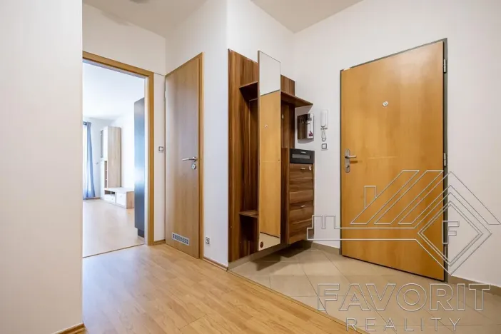 Pronájem bytu 2+kk, Praha - Letňany, Chlebovická, 56 m2