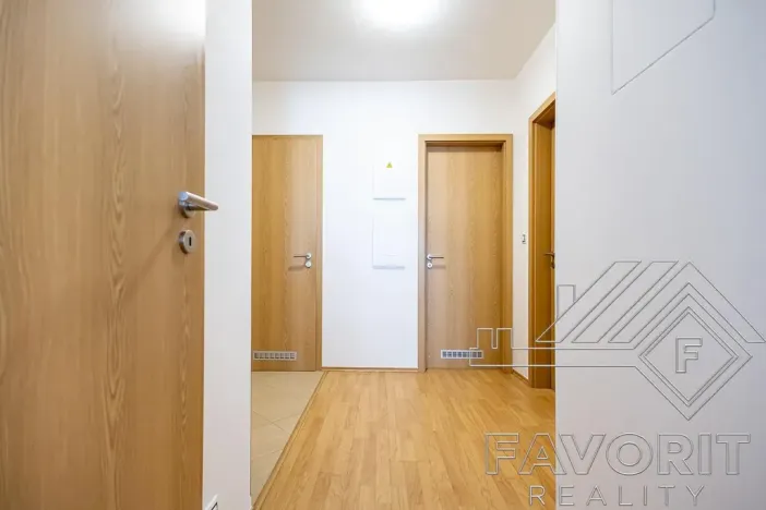 Pronájem bytu 2+kk, Praha - Letňany, Chlebovická, 56 m2