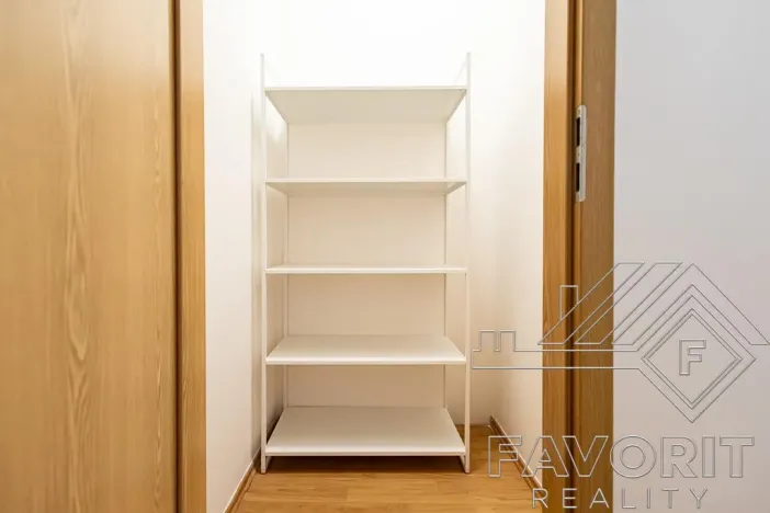 Pronájem bytu 2+kk, Praha - Letňany, Chlebovická, 56 m2