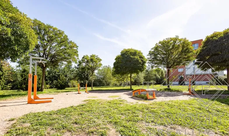 Pronájem bytu 2+kk, Praha - Letňany, Chlebovická, 56 m2