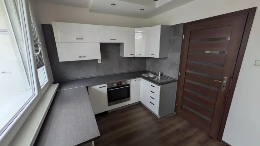 Pronájem bytu 1+kk, Most, Rozmarýnová, 35 m2