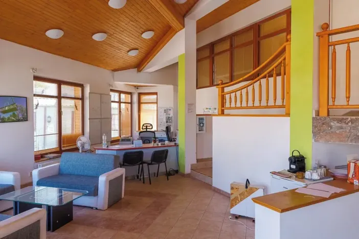 Prodej komerčního pozemku, Sadová, 35078 m2