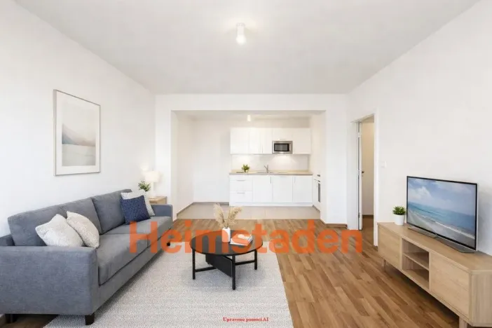 Pronájem bytu 2+kk, Ostrava - Poruba, Hlavní třída, 45 m2