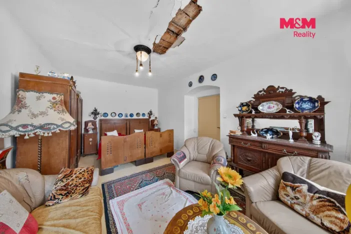 Prodej rodinného domu, Uzeničky - Černívsko, 163 m2