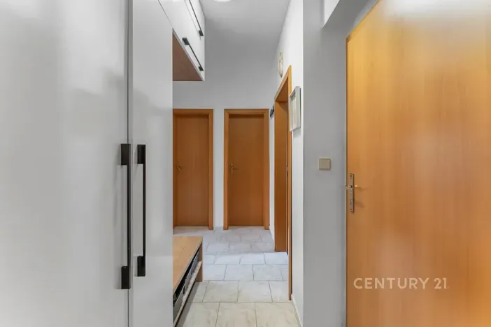 Prodej bytu 2+kk, Praha - Újezd nad Lesy, Velebného, 56 m2