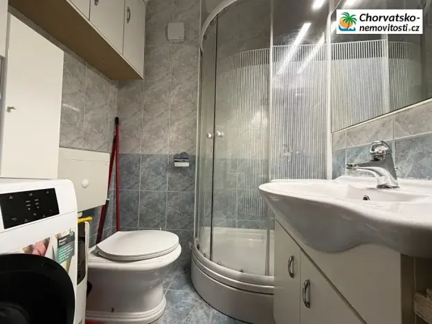 Prodej bytu 4+kk, Novalja, Chorvatsko, 40 m2