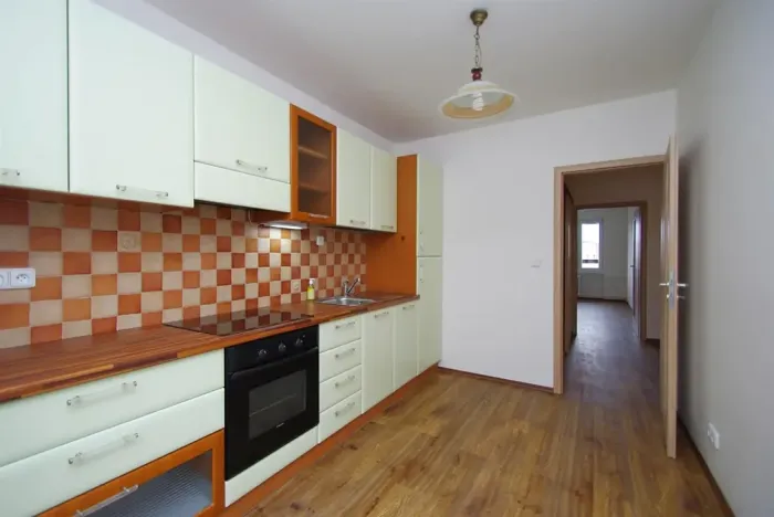 Pronájem bytu 3+1, Praha - Břevnov, Bolívarova, 76 m2
