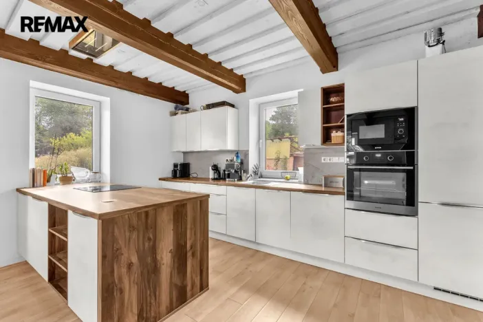 Prodej rodinného domu, Lužany, 136 m2