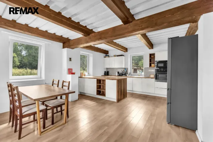 Prodej rodinného domu, Lužany, 136 m2