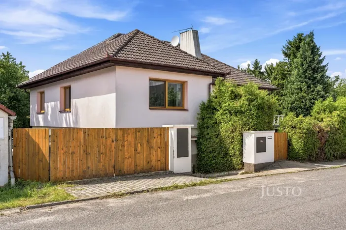 Prodej rodinného domu, Chudeřice, 250 m2