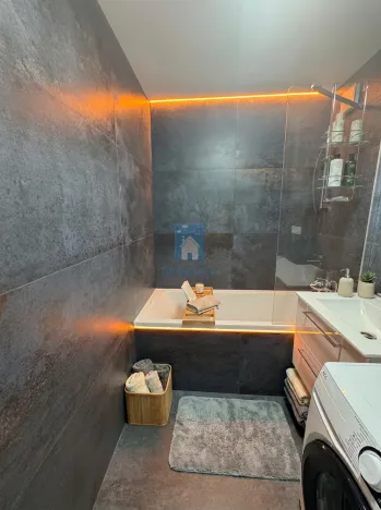Pronájem bytu 3+kk, Praha, Španielova, 60 m2