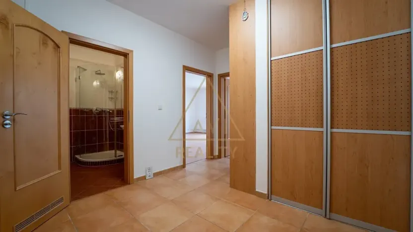 Prodej bytu 2+kk, Praha - Čakovice, Rýnská, 60 m2