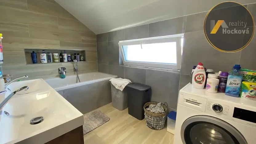 Prodej rodinného domu, Horní Počaply, 118 m2