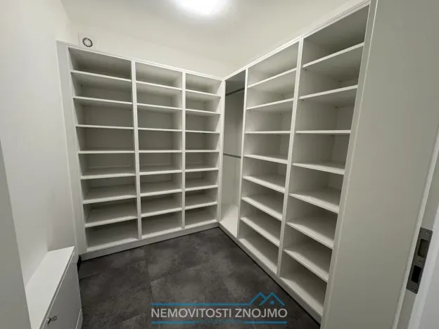 Pronájem bytu 3+kk, Znojmo, Sládkova, 95 m2