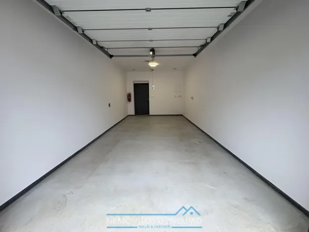 Pronájem bytu 3+kk, Znojmo, Sládkova, 95 m2