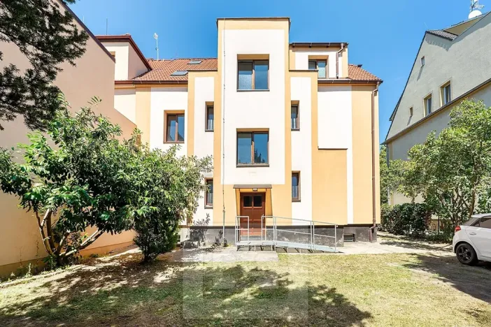 Pronájem bytu 2+kk, Praha - Řepy, Karlovarská, 42 m2
