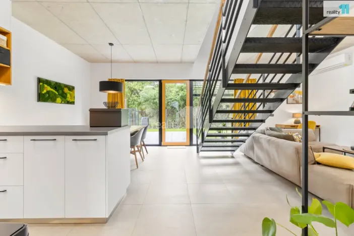 Pronájem bytu 3+kk, Praha - Benice, 105 m2