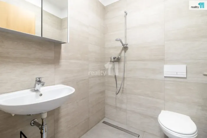 Pronájem bytu 3+kk, Praha - Benice, 105 m2