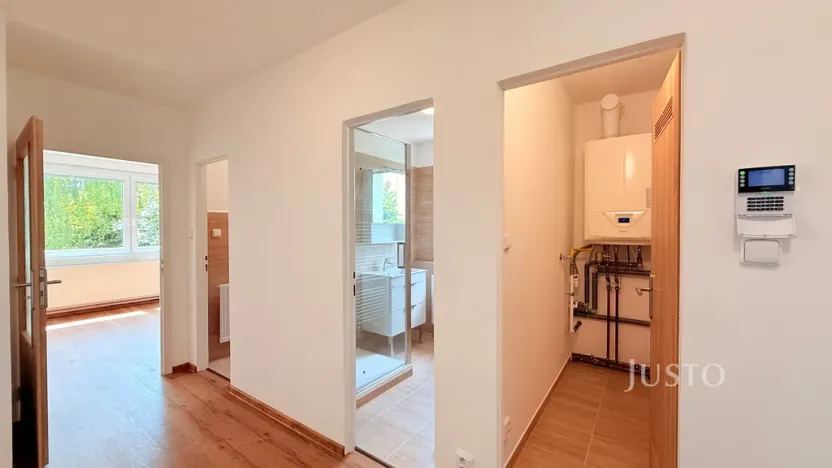 Pronájem bytu 2+1, Liberec - Liberec IV-Perštýn, U Krematoria, 65 m2