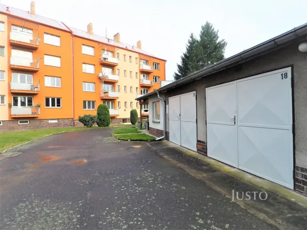 Pronájem garáže, Písek, Švantlova, 18 m2