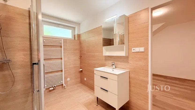 Pronájem bytu 1+1, Liberec - Liberec IV-Perštýn, U Krematoria, 65 m2