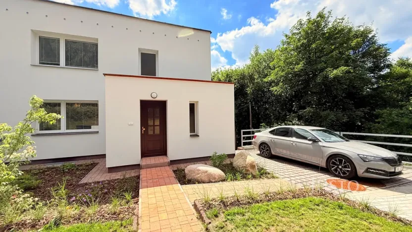 Pronájem bytu 1+1, Liberec - Liberec IV-Perštýn, U Krematoria, 65 m2