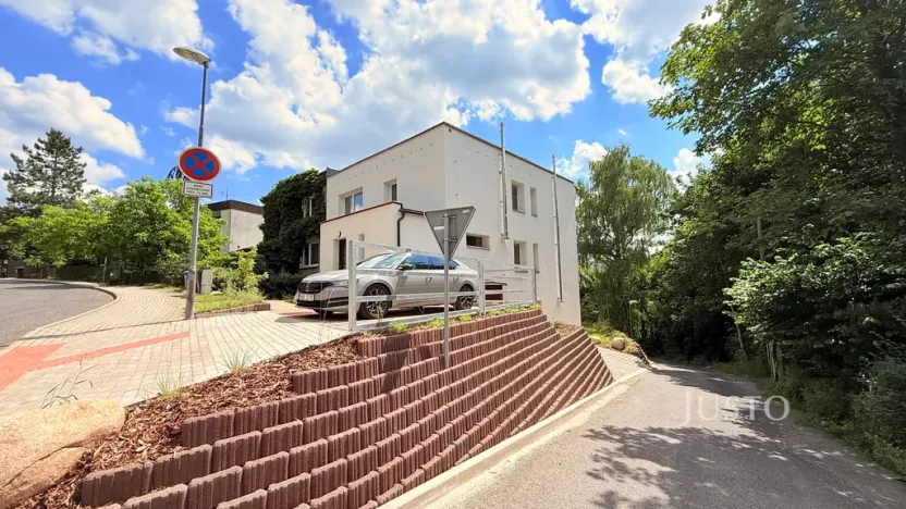 Pronájem bytu 2+kk, Liberec - Liberec IV-Perštýn, U Krematoria, 65 m2