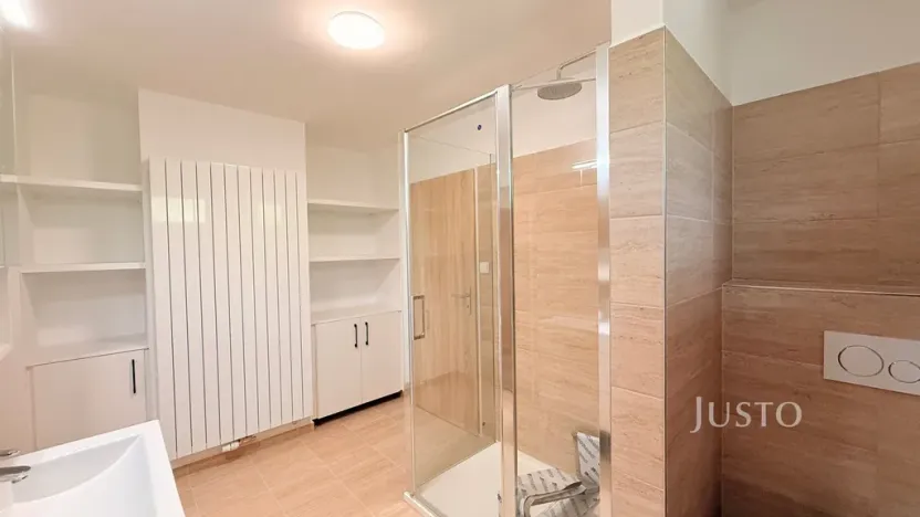 Pronájem bytu 2+kk, Liberec - Liberec IV-Perštýn, U Krematoria, 65 m2