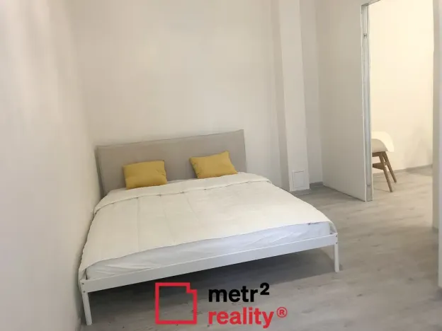 Pronájem bytu 1+1, Olomouc, Dobrovského, 55 m2