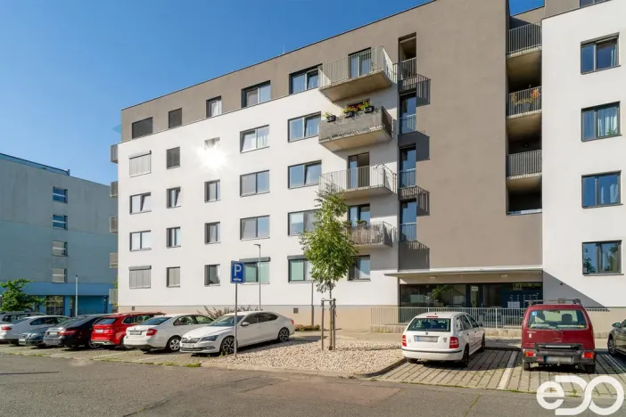 Pronájem bytu 2+kk, Chrudim, V Hliníkách, 50 m2