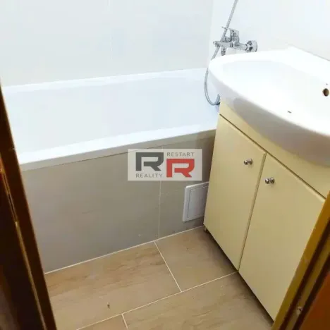Pronájem bytu 2+1, Moravský Beroun, náměstí 9. května, 51 m2