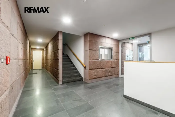 Pronájem kanceláře, Praha - Smíchov, Kováků, 103 m2