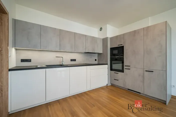 Pronájem bytu 2+kk, Praha - Hloubětín, Za černým mostem, 50 m2