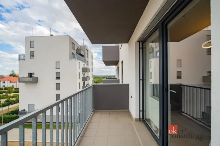 Pronájem bytu 2+kk, Praha - Hloubětín, Za černým mostem, 50 m2