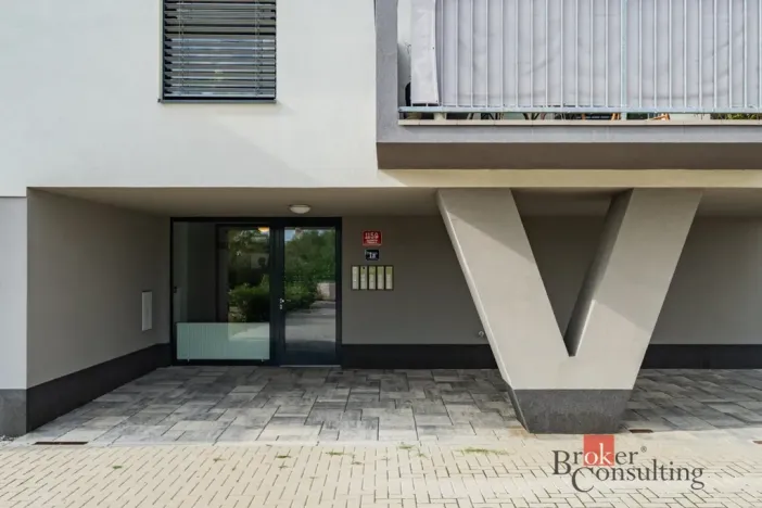 Pronájem bytu 2+kk, Praha - Hloubětín, Za černým mostem, 50 m2