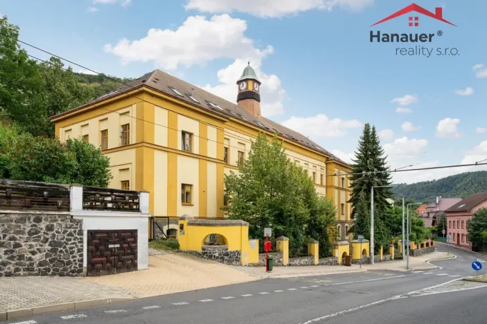 Prodej bytu 3+kk, Ústí nad Labem - Střekov, Karla IV., 157 m2