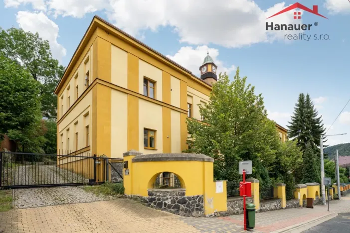 Prodej bytu 3+kk, Ústí nad Labem - Střekov, Karla IV., 157 m2