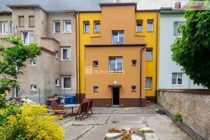 Pronájem bytu 1+kk, Lovosice, Husova, 22 m2
