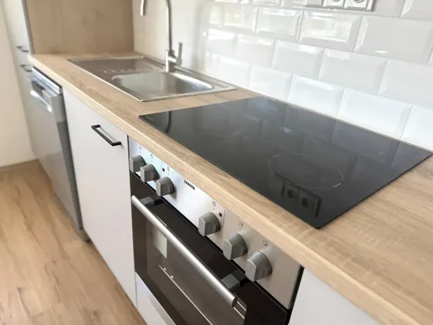Pronájem bytu 2+kk, Brno, Černohorská, 48 m2